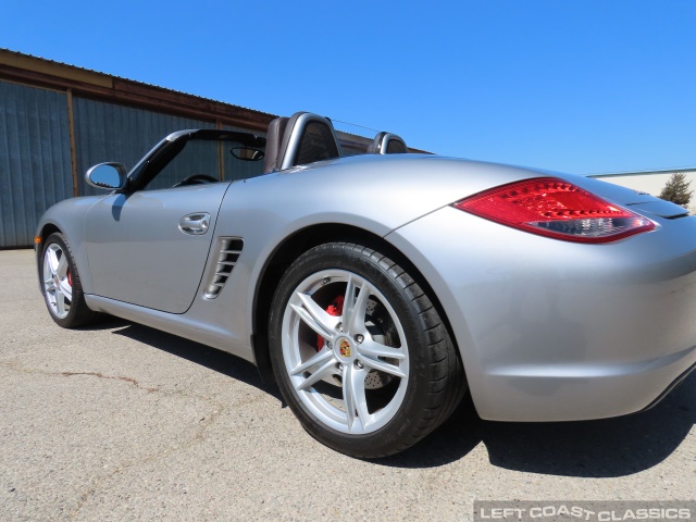 2010-porsche-boxster-s-075.jpg