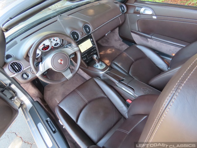 2010-porsche-boxster-s-096.jpg