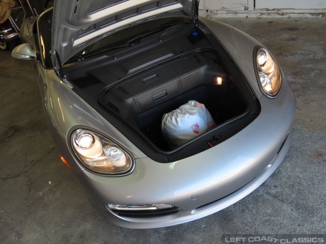 2010-porsche-boxster-s-143.jpg