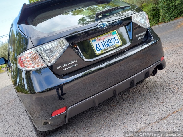 2010-subaru-impreza-wrx-037.jpg