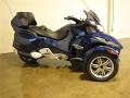 2011-can-am-spyder-014