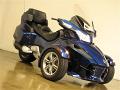 2011-can-am-spyder-016