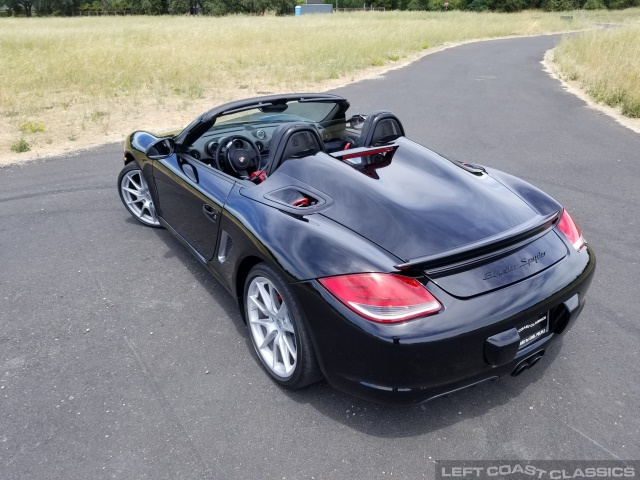 2011-porsche-boxster-spyder-014.jpg