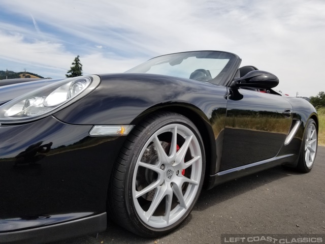 2011-porsche-boxster-spyder-052.jpg