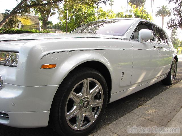 2011-rolls-royce-spirit-of-ecstasy-052.jpg