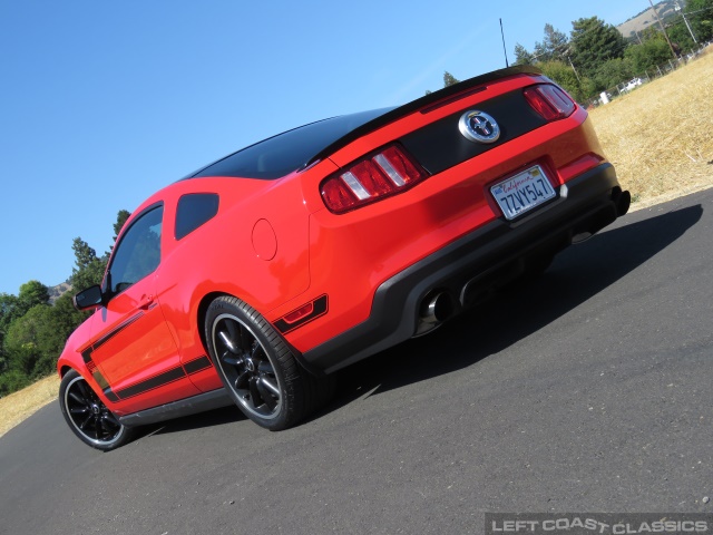 2012-ford-mustang-boss-302-009.jpg