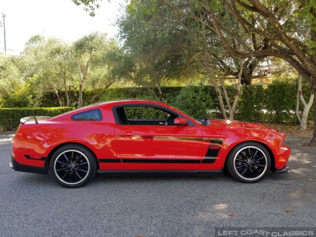 2012-ford-mustang-boss-302-015.jpg