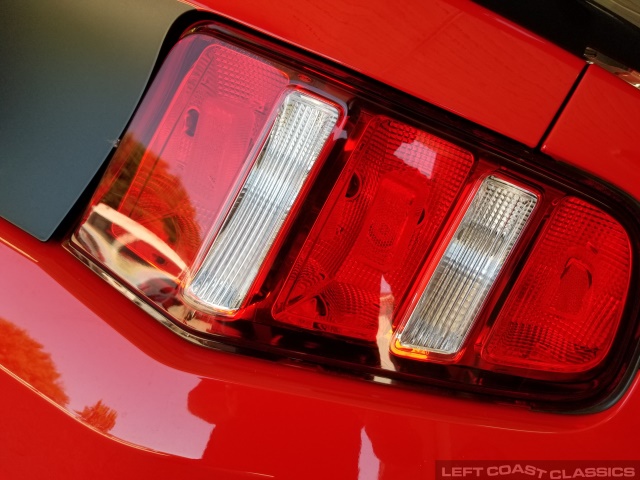 2012-ford-mustang-boss-302-039.jpg