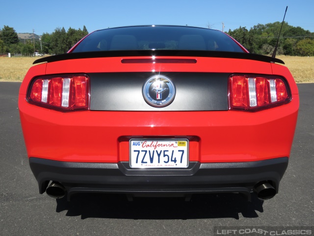 2012-ford-mustang-boss-302-161.jpg