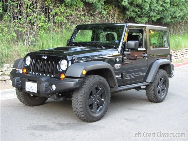 2012-jeep-wrangler-call-of-duty-005.jpg