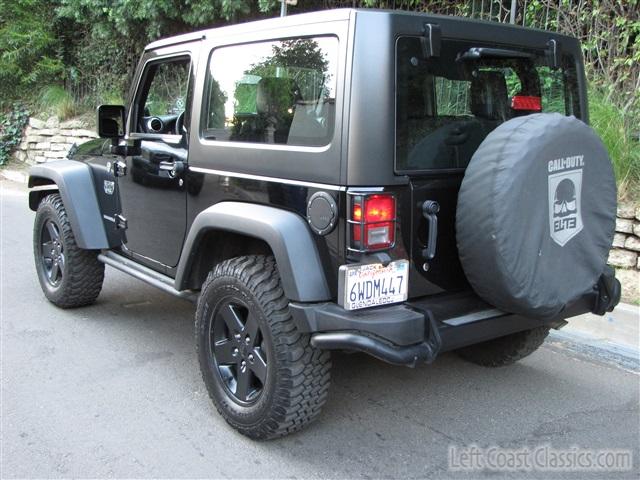 2012-jeep-wrangler-call-of-duty-008.jpg