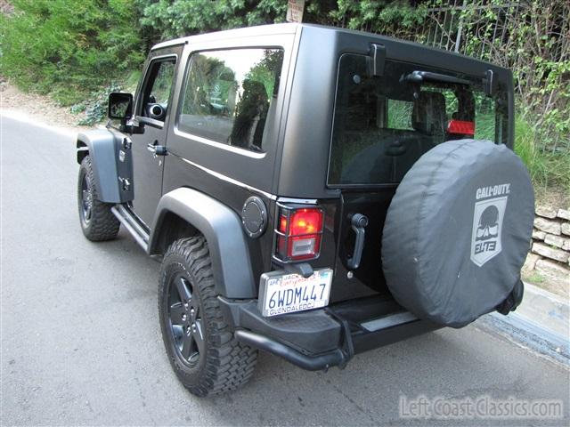 2012-jeep-wrangler-call-of-duty-009.jpg