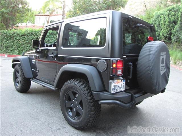 2012-jeep-wrangler-call-of-duty-011.jpg