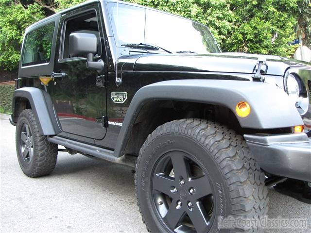 2012-jeep-wrangler-call-of-duty-019.jpg