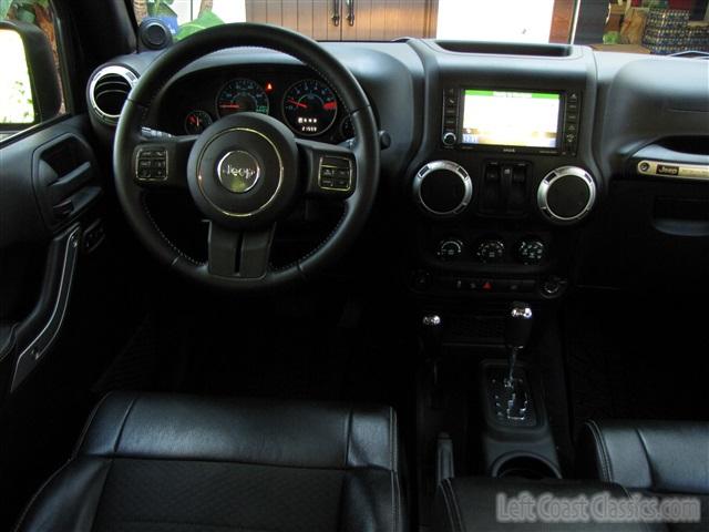 2012-jeep-wrangler-call-of-duty-033.jpg