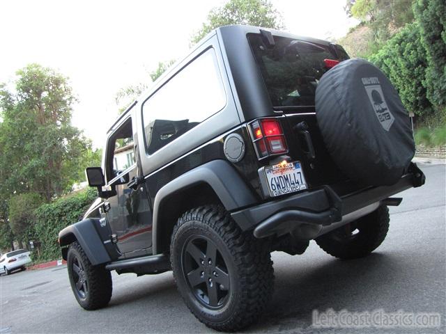 2012-jeep-wrangler-call-of-duty-070.jpg