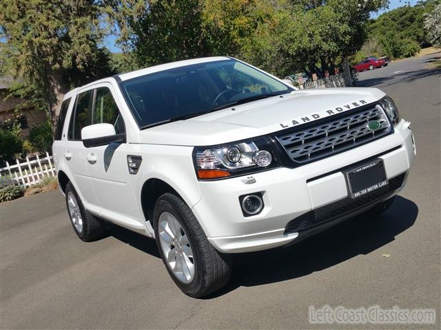 2013-landrover-lr2-hse-019.jpg