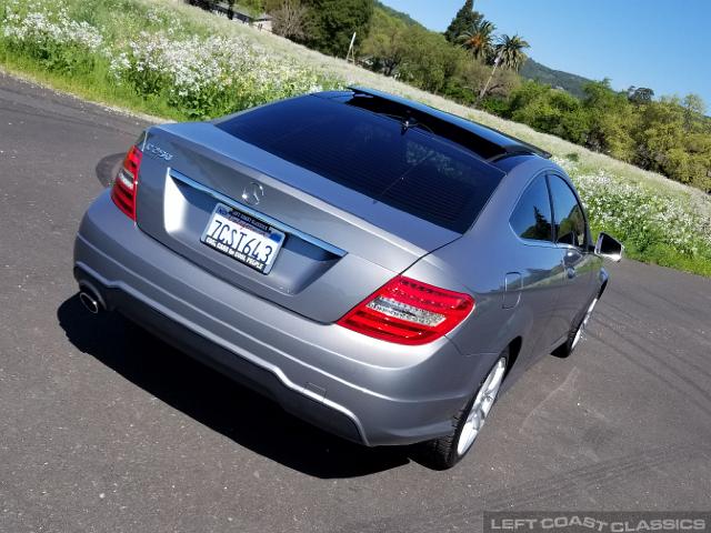 2014-mercedes-c250-coupe-017.jpg