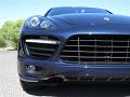 2014-porsche-cayenne-gts-064