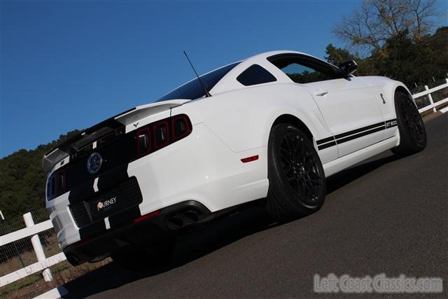 2014-mustang-shelby-gt500-025.jpg