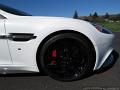 2015-aston-martin-vanquish-081