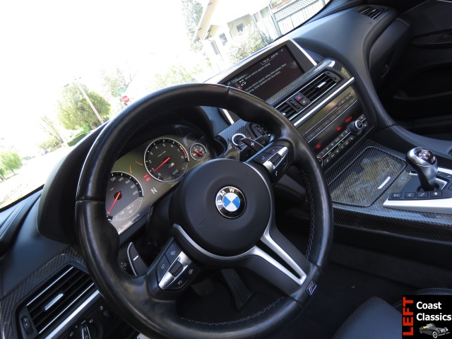 2015-convertible-bmw-m6-105.jpg