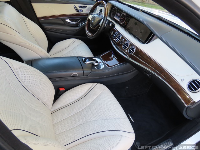 2016-mercedes-benz-s550-117.jpg