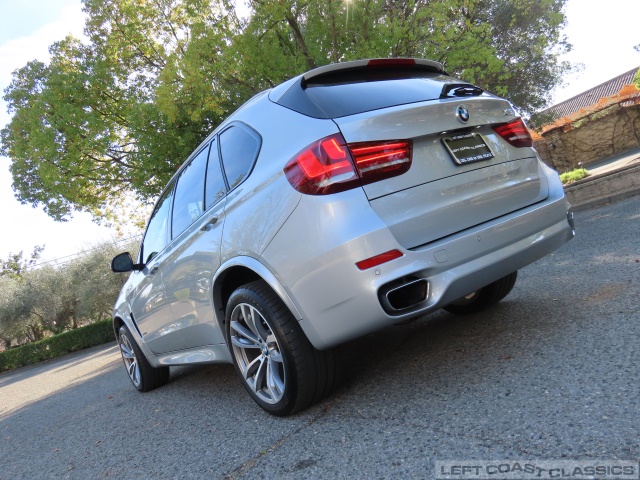 2017-bmw-x5-015.jpg