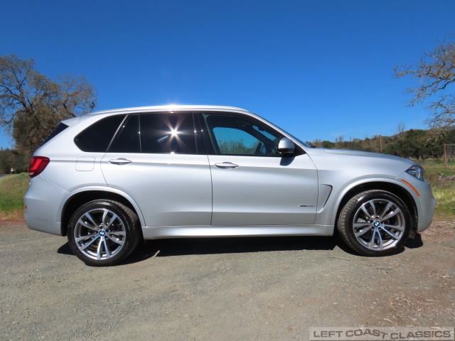 2017-bmw-x5-027.jpg