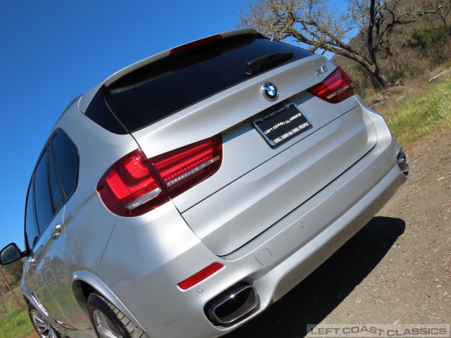 2017-bmw-x5-045.jpg