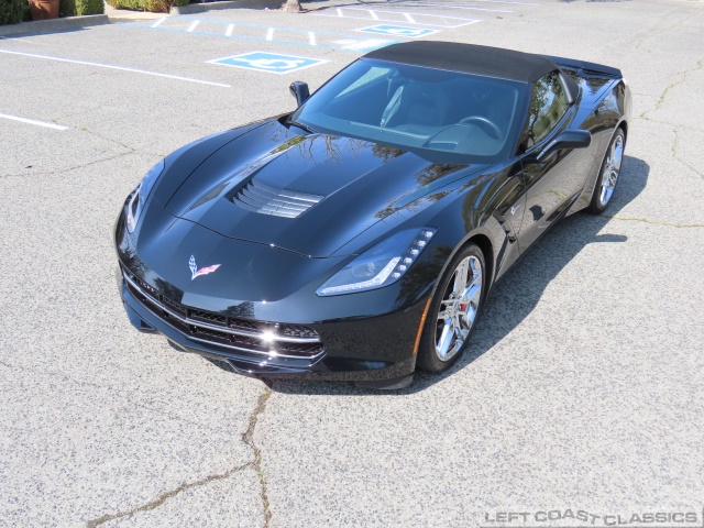 2017-chevrolet-corvette-z51-lt2-011.jpg