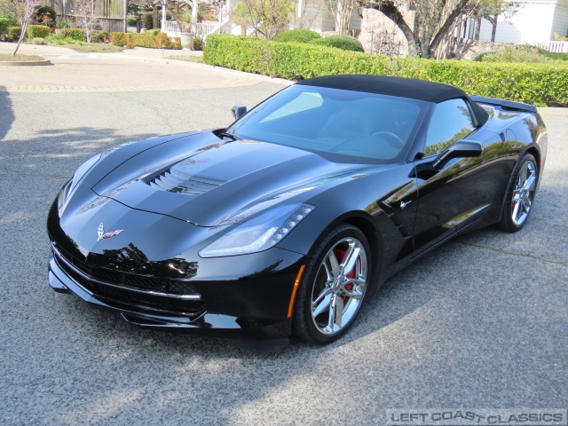 2017-chevrolet-corvette-z51-lt2-013.jpg