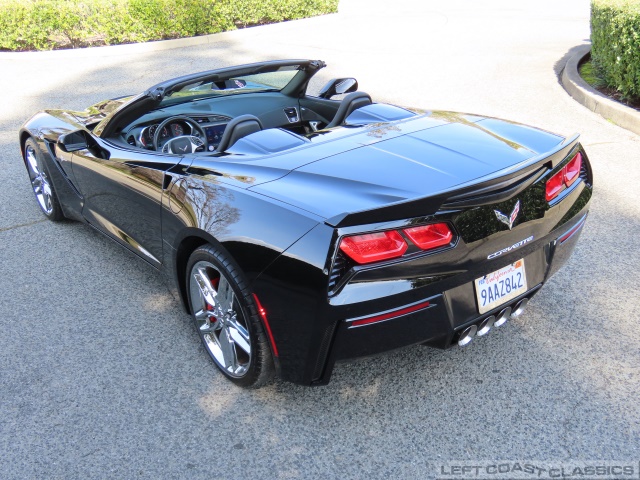 2017-chevrolet-corvette-z51-lt2-027.jpg