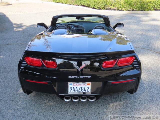 2017-chevrolet-corvette-z51-lt2-037.jpg