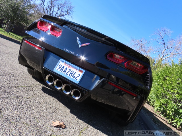 2017-chevrolet-corvette-z51-lt2-078.jpg