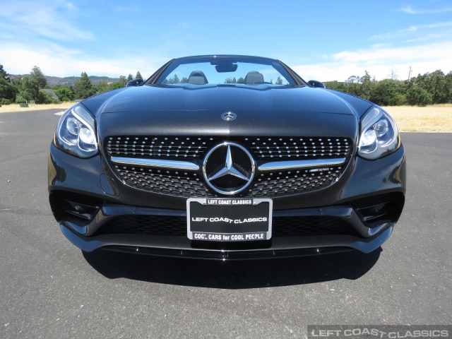 2019-mercedes-benz-amg-slc-43-002.jpg