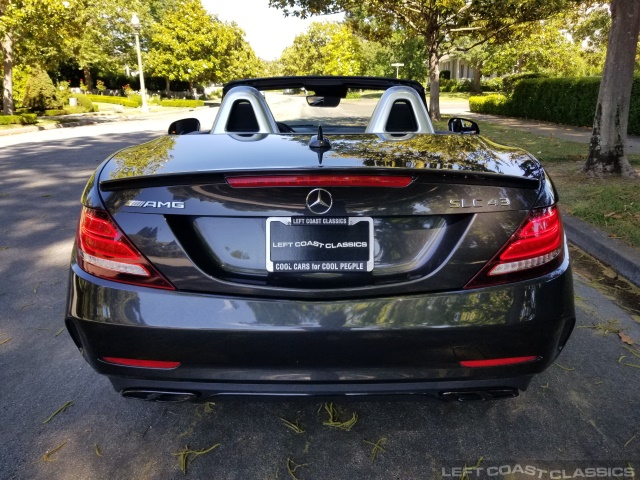 2019-mercedes-benz-amg-slc-43-024.jpg