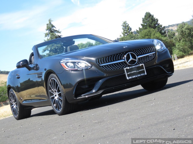 2019-mercedes-benz-amg-slc-43-038.jpg