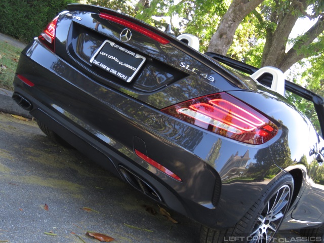 2019-mercedes-benz-amg-slc-43-052.jpg