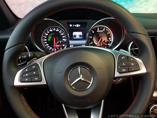 2019-mercedes-benz-amg-slc-43-097.jpg