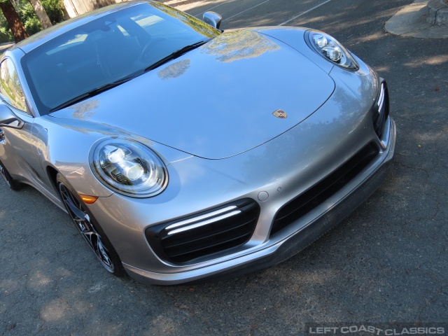 2019-porsche-911-turbo-050.jpg